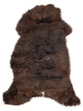 Braunes Lammfell, ca. 105 × 55 cm, von oben fotografiert: genau das Fell, das Sie erhalten