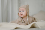 Baby-Mütze „Schaf“ mit Stickerei; beige